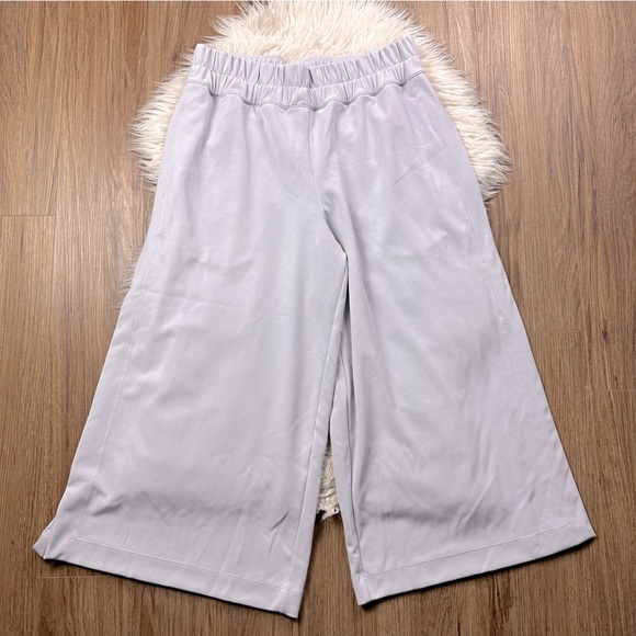 Lululemon Seek Softness Wide Leg Crop Pants - Picture 4 of 7